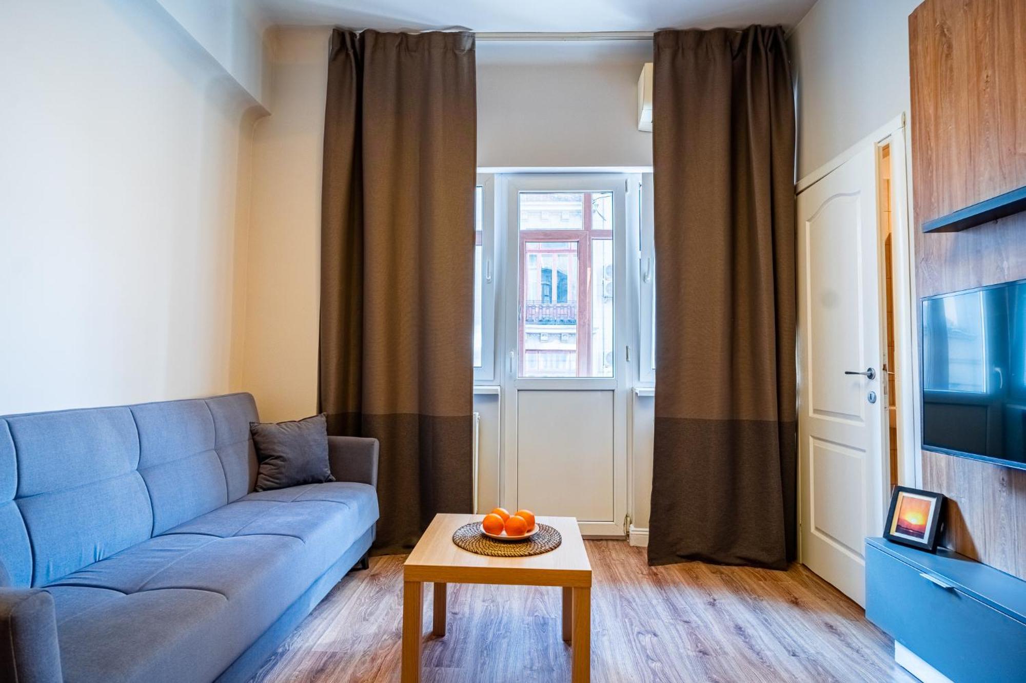 Cozy Apartments Near Calea Victoriei Bukarest Exteriör bild