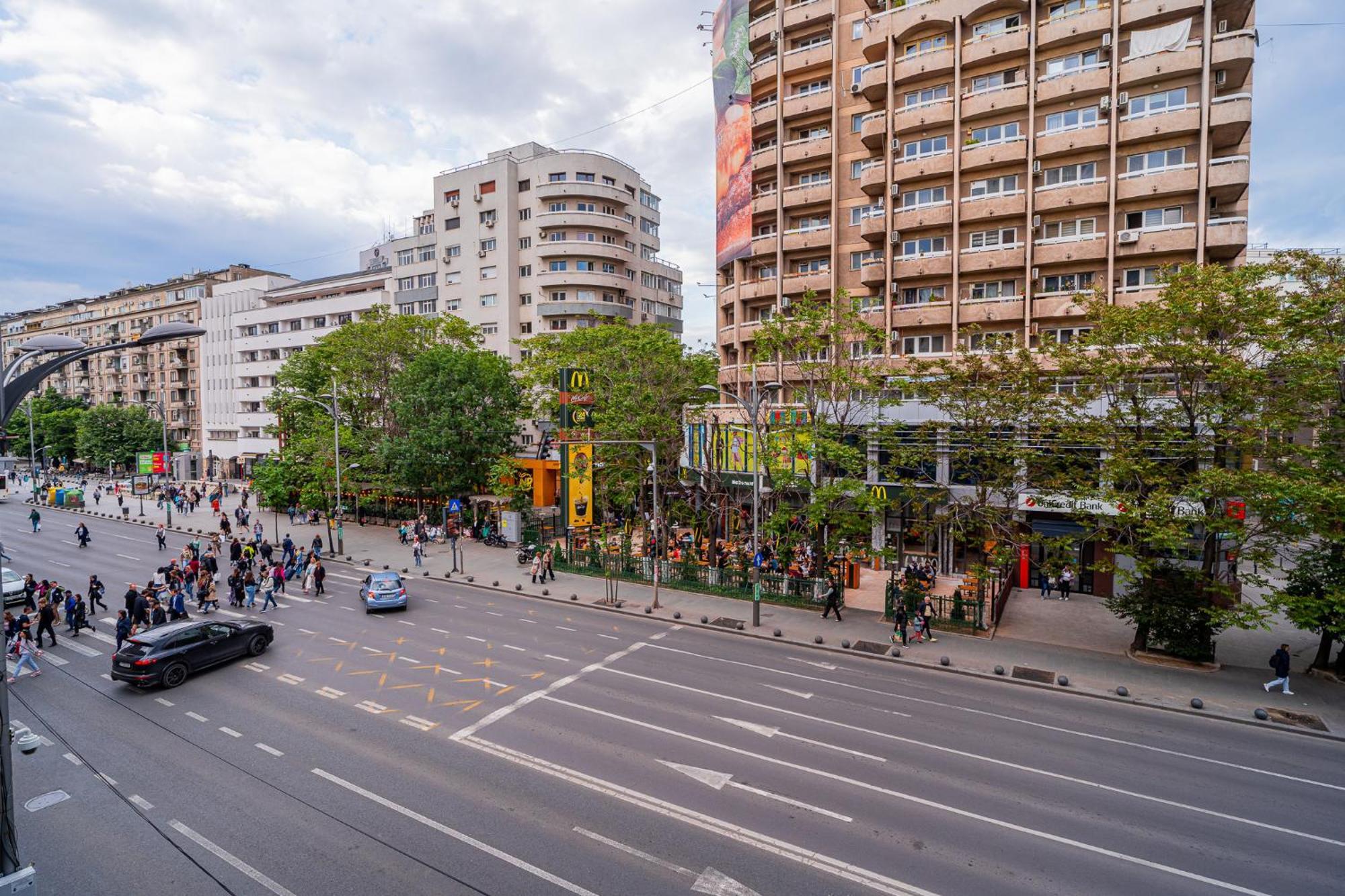 Cozy Apartments Near Calea Victoriei Bukarest Exteriör bild